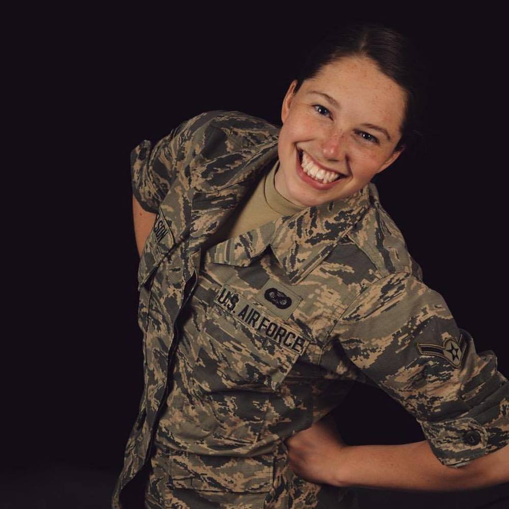 Meet your Posher, Tori